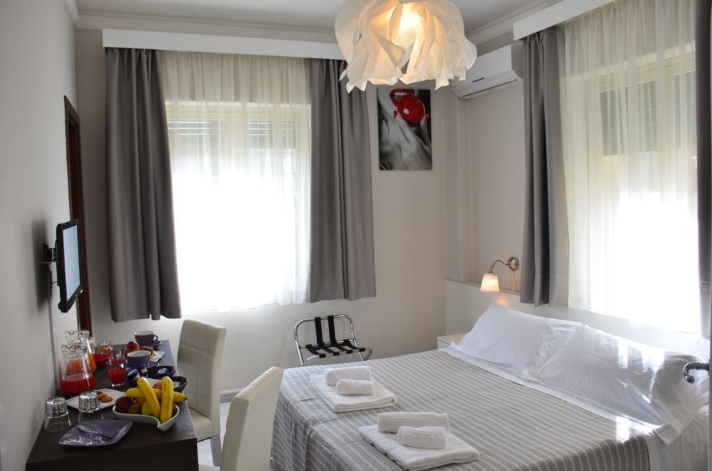 Athena Charming Rooms ตาออร์มินา ภายนอก รูปภาพ