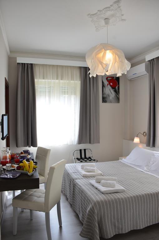 Athena Charming Rooms ตาออร์มินา ภายนอก รูปภาพ